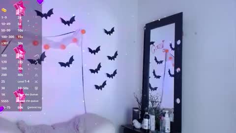 Cute horny1 online show from November 9, 2:43 am