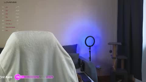 Snapshot of cute_junk chatting on November 15, 6:55 am Kite and Jack online show from November 15, 6:55 am