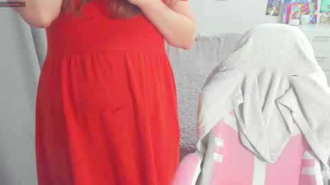 Snapshot of cute_kate0 chatting on November 13, 12:59 pm cute_kate0 online show from November 13, 12:59 pm