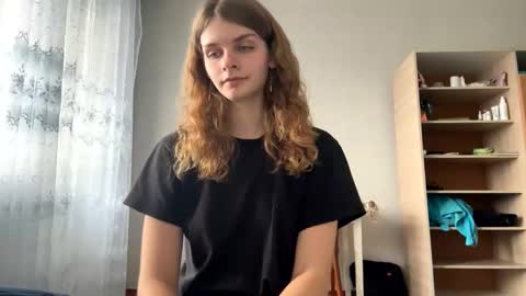 cute_kitte online show from January 3, 11:14 am