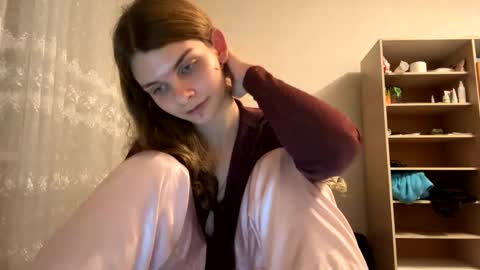 cute_kitte online show from January 5, 1:03 am