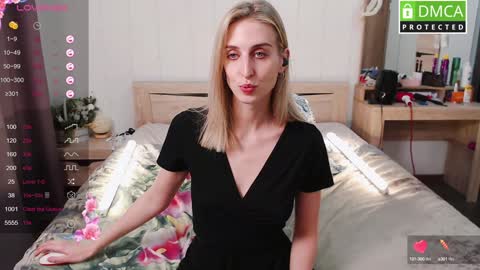 Snapshot of cute_milana chatting on December 24, 4:30 pm Milana online show from December 24, 4:30 pm