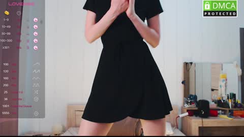 Snapshot of cute_milana chatting on February 8, 7:48 am Milana online show from February 8, 7:48 am