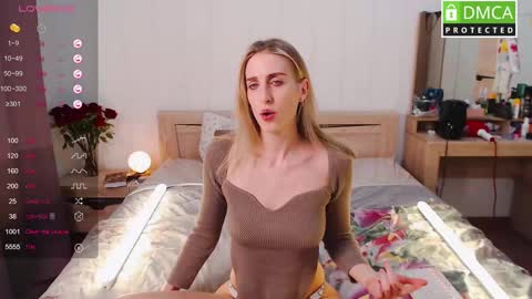 Snapshot of cute_milana chatting on February 15, 1:27 pm Milana online show from February 15, 1:27 pm