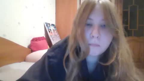 Veronica online show from December 8, 12:40 am