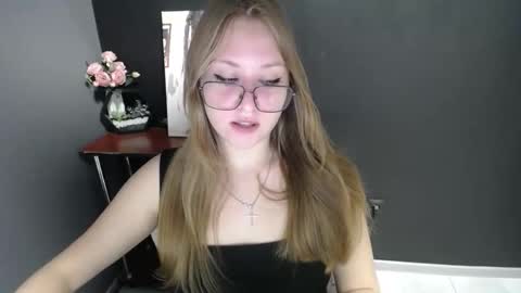 Veronica online show from October 17, 8:06 am