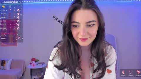 Snapshot of cute_redface_ chatting on January 22, 4:44 pm Bb online show from January 22, 4:44 pm