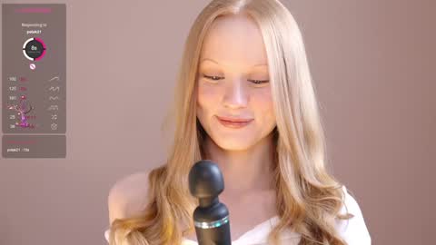 Snapshot of cute_shine chatting on December 11, 7:20 am Hey im Kristina Thank you for your support online show from December 11, 7:20 am