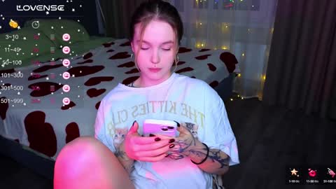 Snapshot of cute_summer_breathe chatting on January 25, 5:08 pm Sue online show from January 25, 5:08 pm