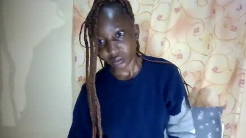 cute_xeniah online show from October 31, 2:34 am