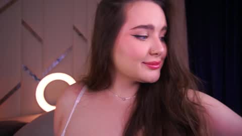 Amber online show from January 3, 10:40 pm