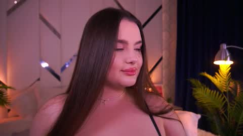 Amber online show from October 8, 12:30 am