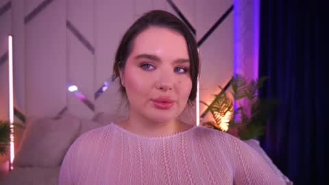 Amber online show from November 28, 1:08 am