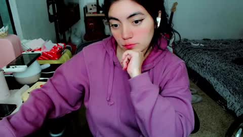 Princess Amber online show from December 6, 9:02 pm