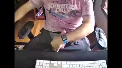 Snapshot of cutenerd15 chatting on September 9, 3:22 pm cutenerd15 online show from September 9, 3:22 pm