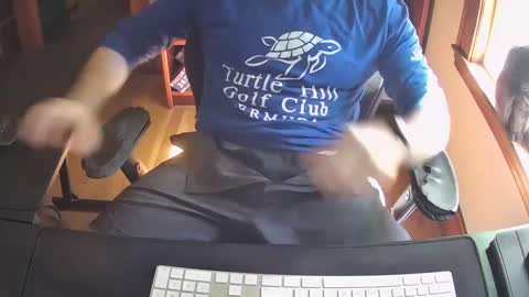 Snapshot of cutenerd15 chatting on September 22, 5:15 pm cutenerd15 online show from September 22, 5:15 pm