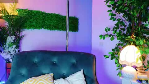 cuteness__girl online show from September 25, 6:06 am