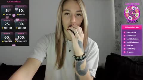 Snapshot of cutestdemon chatting on December 15, 7:46 am Im saving up to fix my favorite car online show from December 15, 7:46 am