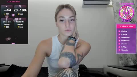 Snapshot of cutestdemon chatting on December 19, 4:57 pm Im saving up to fix my favorite car online show from December 19, 4:57 pm