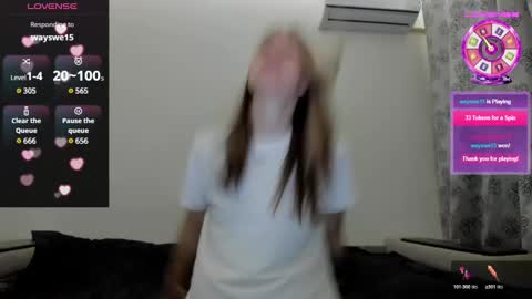 Snapshot of cutestdemon chatting on December 26, 4:10 am Im saving up to fix my favorite car online show from December 26, 4:10 am