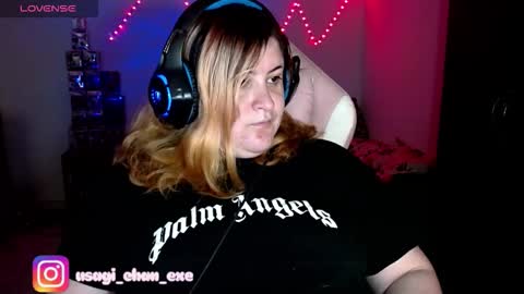 Usagi online show from November 26, 6:09 pm