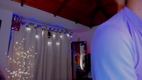 cuteweed420 online show from January 14, 5:40 am