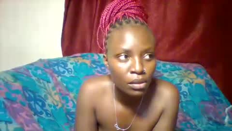 cutey_lunar online show from February 2, 4:54 pm