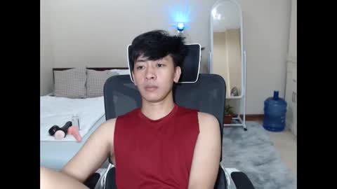 Neil Taylor online show from October 19, 5:24 pm