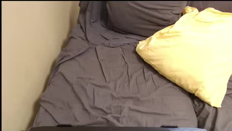 Snapshot of cutie_peach chatting on October 19, 12:06 pm cutie_peach online show from October 19, 12:06 pm