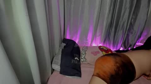 riri online show from November 15, 9:06 am