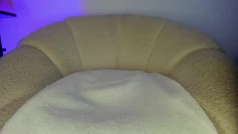 Hannah online show from November 1, 12:51 pm