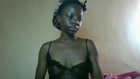 cutty_teshy online show from February 16, 9:04 am