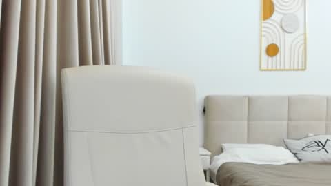 Snapshot of cyber_geisha chatting on December 13, 8:58 pm Eva online show from December 13, 8:58 pm