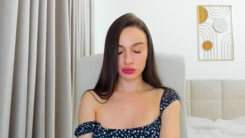 Snapshot of cyber_geisha chatting on October 10, 6:29 pm Eva online show from October 10, 6:29 pm