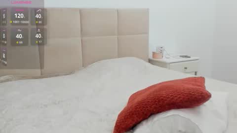 Snapshot of cyber_geisha chatting on October 26, 8:31 am Eva online show from October 26, 8:31 am