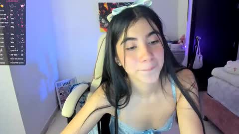 Snapshot of cyber_lizz chatting on October 10, 10:31 pm Liz online show from October 10, 10:31 pm