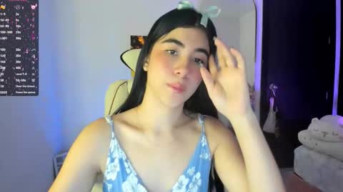 Snapshot of cyber_lizz chatting on October 14, 11:05 pm Liz online show from October 14, 11:05 pm