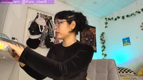 Snapshot of cybercami chatting on September 29, 5:51 pm Camila online show from September 29, 5:51 pm