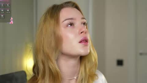 Snapshot of cyberheart_ chatting on November 23, 3:01 pm EMILY online show from November 23, 3:01 pm