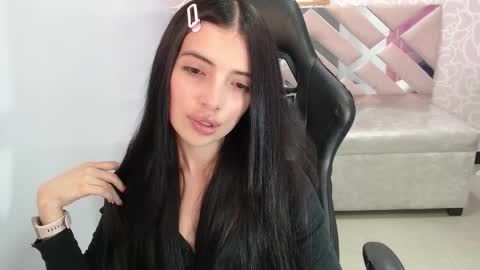 CINTIA ARAUJO online show from November 11, 2:55 am