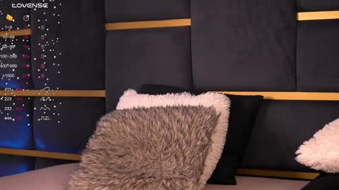 Ivy online show from January 7, 3:57 am