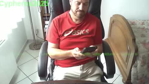 Chris online show from October 1, 8:53 am