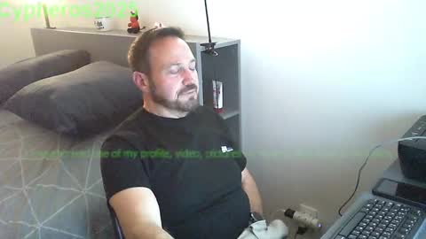 Chris online show from November 17, 4:57 pm