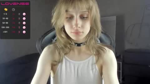 Snapshot of cyyberwhore chatting on September 29, 8:24 pm cyyberwhore online show from September 29, 8:24 pm