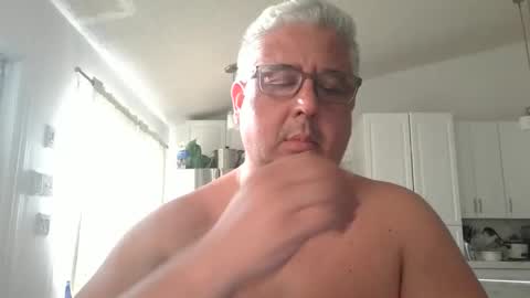 Snapshot of czar1974 chatting on October 24, 9:44 pm czar1974 online show from October 24, 9:44 pm