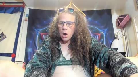 Andrew Thomas online show from November 9, 3:05 am