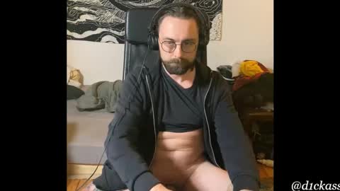 d1ckass online show from November 4, 6:40 pm