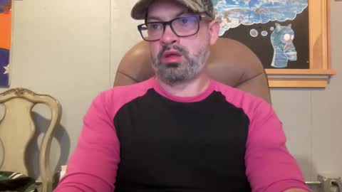 Snapshot of d4ddy858 chatting on November 16, 3:01 am d4ddy858 online show from November 16, 3:01 am