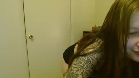 Daisy online show from January 27, 6:31 pm