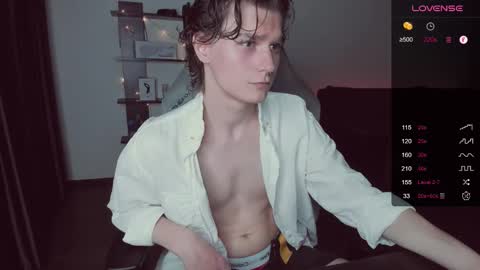 Snapshot of da_scin chatting on October 12, 7:57 pm Daren online show from October 12, 7:57 pm